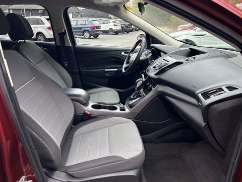 Used 2014 Ford Escape SE image 17