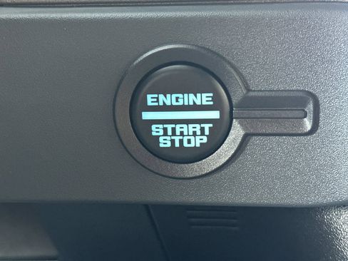 New 2025 Ford Bronco Badlands w/ Sasquatch Package image 23