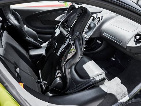 Used 2023 McLaren GT RWD image 43