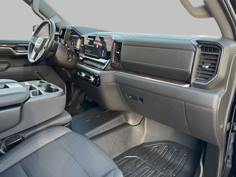 Used 2022 GMC Sierra 1500 SLE image 35