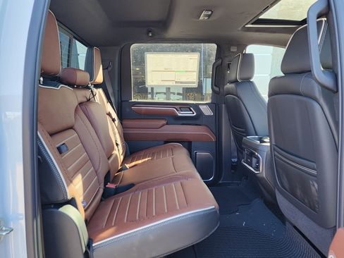 New 2026 GMC Sierra 3500 Denali Ultimate image 47