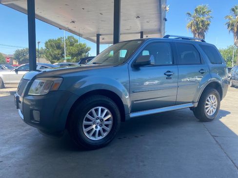 Used 2010 Mercury Mariner Premier FWD image 29