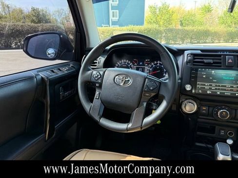 Used 2019 Toyota 4Runner TRD Off-Road Premium image 14