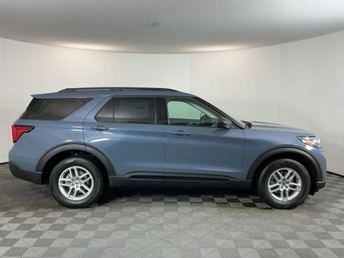 New 2026 Ford Explorer Active image 4