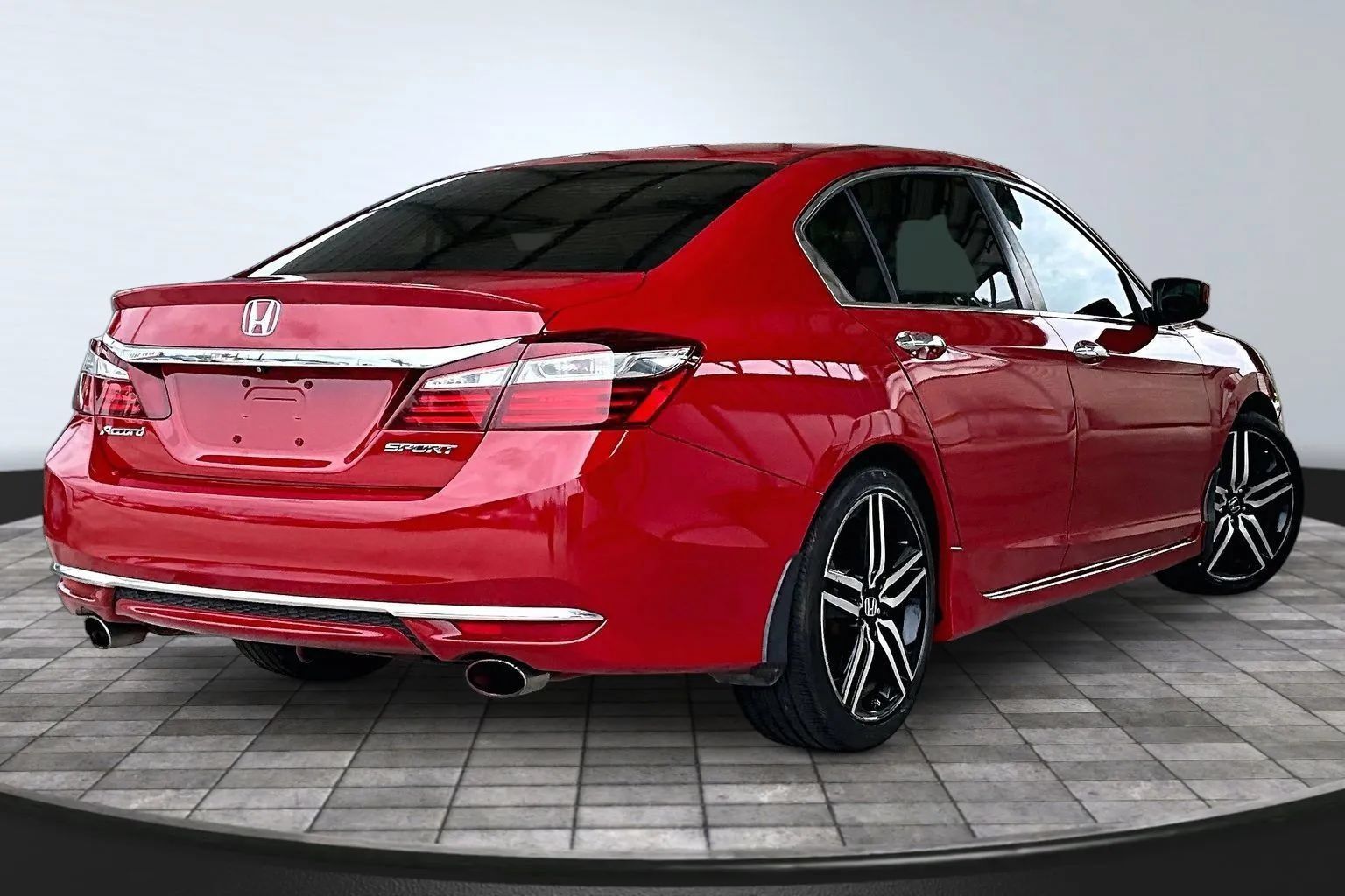 Used 2017 Honda Accord Sport image 6