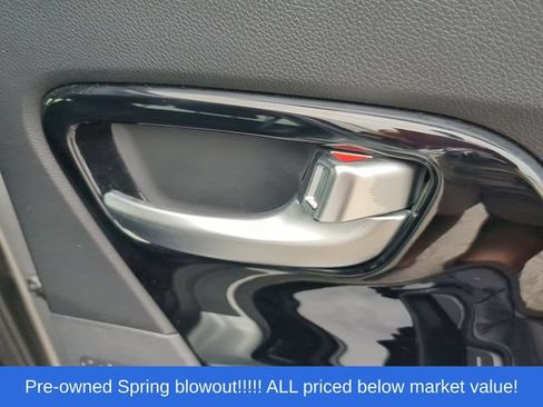 Used 2022 Kia Niro LXS FWD image 42