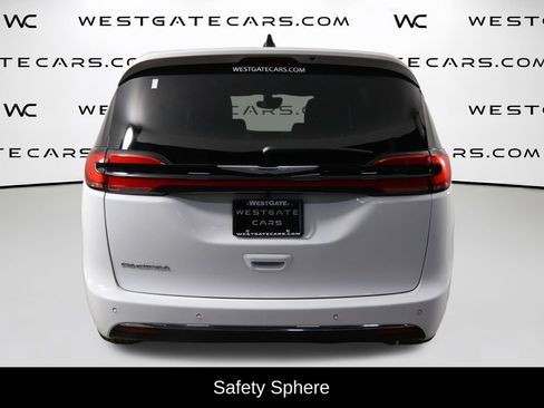 New 2026 Chrysler Pacifica Select FWD image 4