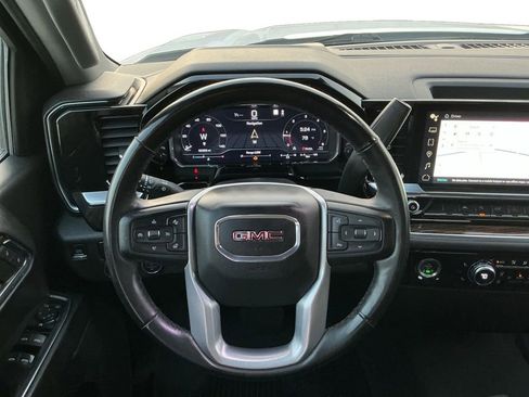 Used 2023 GMC Sierra 1500 Elevation image 18