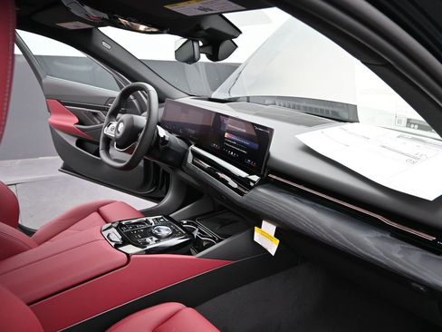 New 2026 BMW 530i w/ Premium Package image 20