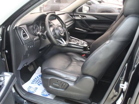 Used 2018 MAZDA CX-9 Touring image 29