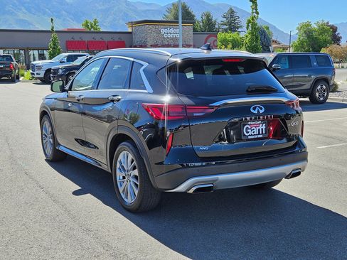 Used 2024 INFINITI QX50 Luxe AWD/4WD image 8