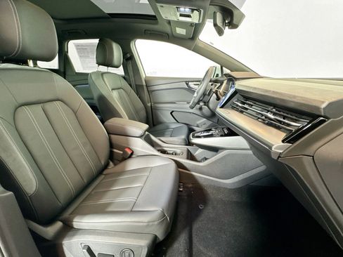 New 2026 Audi Q4 e-tron Premium AWD/4WD image 25