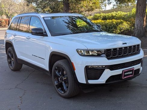 New 2026 Jeep Grand Cherokee Limited image 6