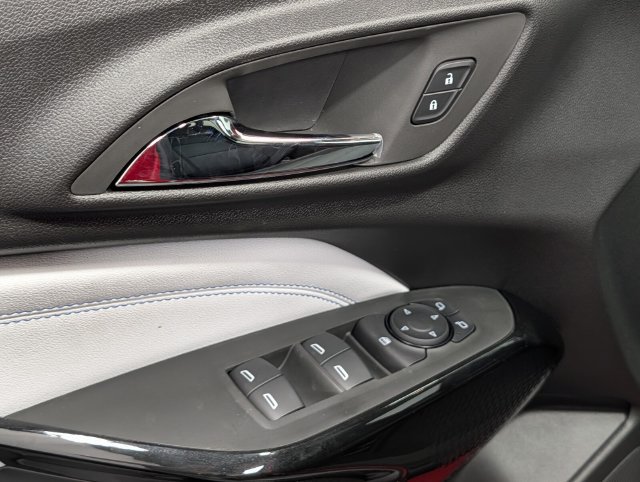 New 2026 Chevrolet Trax LT w/ Sunroof Package FWD image 15