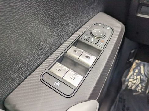 New 2026 Mitsubishi Outlander SE FWD image 22