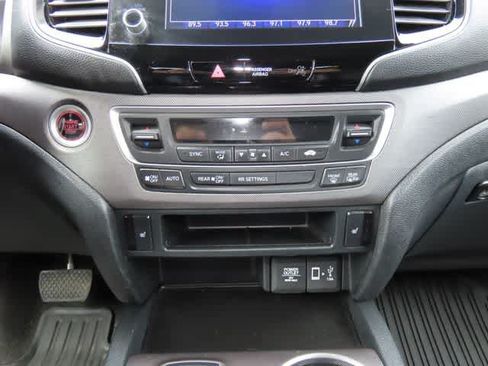 Used 2022 Honda Ridgeline RTL image 21