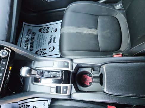 Used 2020 Honda Civic Sport image 22