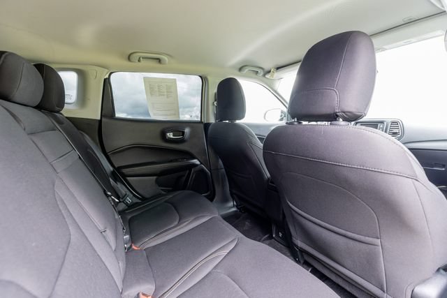 Used 2018 Jeep Compass Sport w/ Mopar Graphics Package FWD image 17