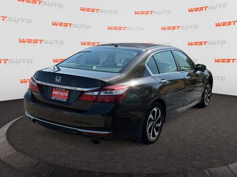 Used 2016 Honda Accord EX image 5