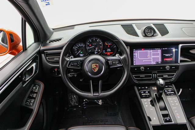 Used 2023 Porsche Macan AWD/4WD image 23