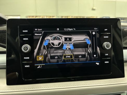 New 2025 Volkswagen Taos SE image 19