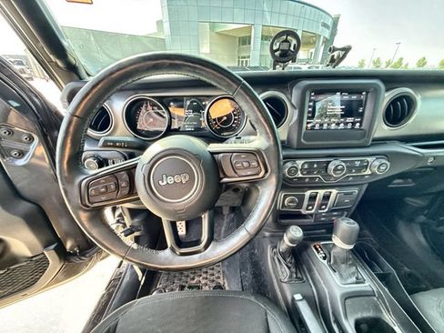 Used 2020 Jeep Wrangler Sport AWD/4WD image 14