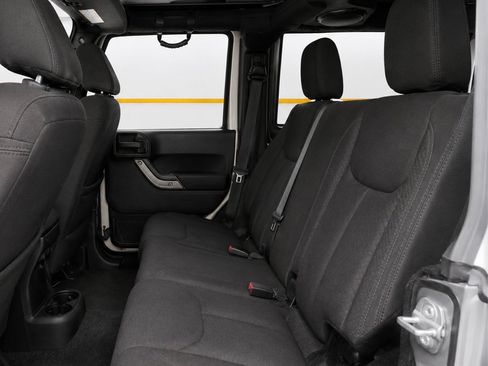 Used 2014 Jeep Wrangler Unlimited Sport AWD/4WD image 15