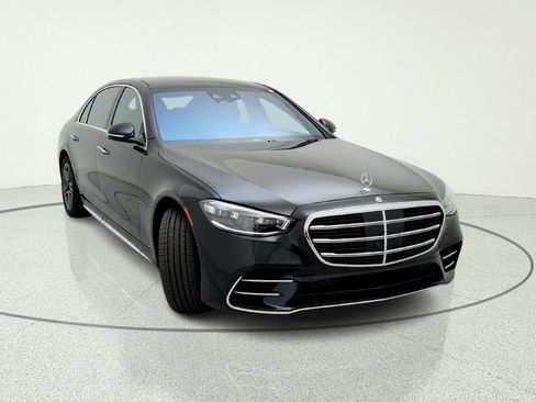New 2026 Mercedes-Benz S 580e 4MATIC Sedan image 4