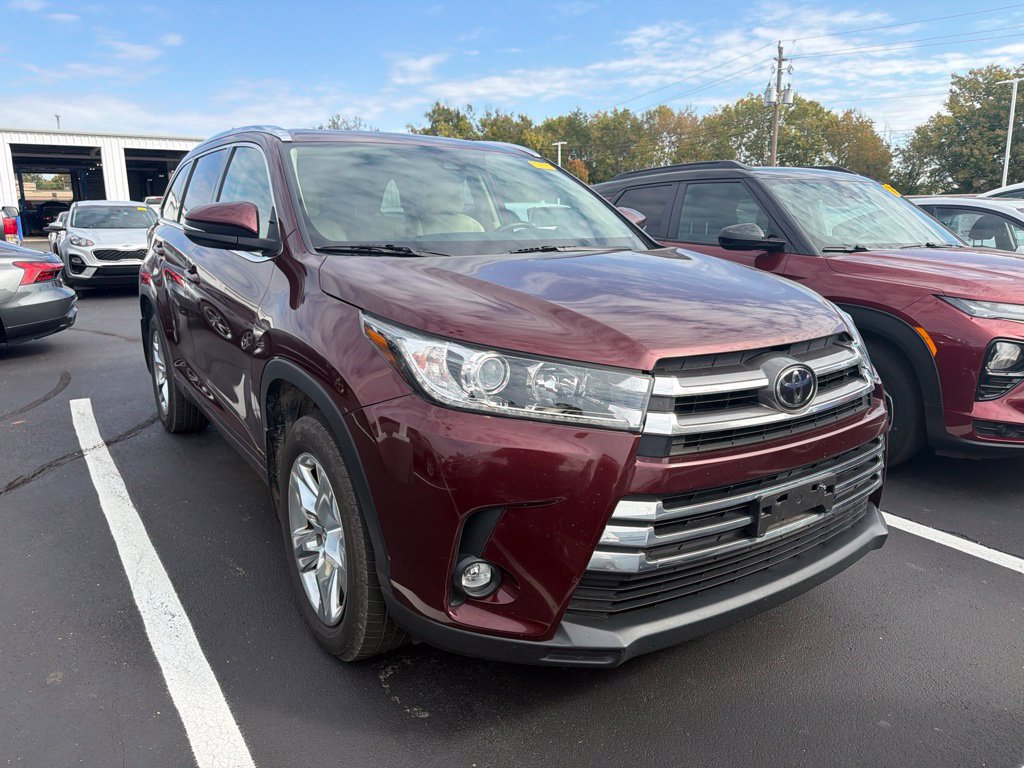 Used 2019 Toyota Highlander Limited AWD/4WD image 4