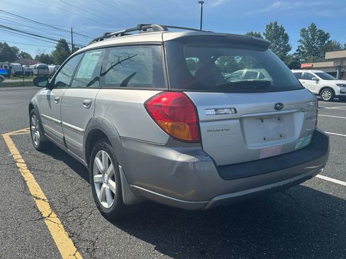 Used 2006 Subaru Outback 2.5i Limited image 5
