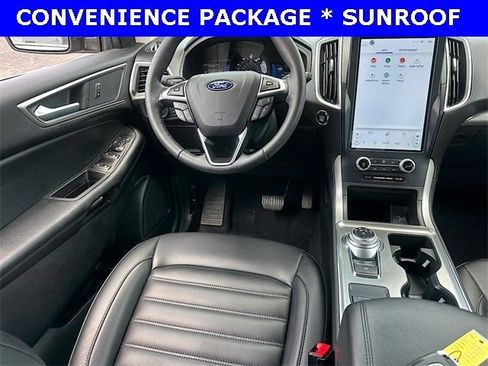 Used 2022 Ford Edge SEL w/ Convenience Package image 19