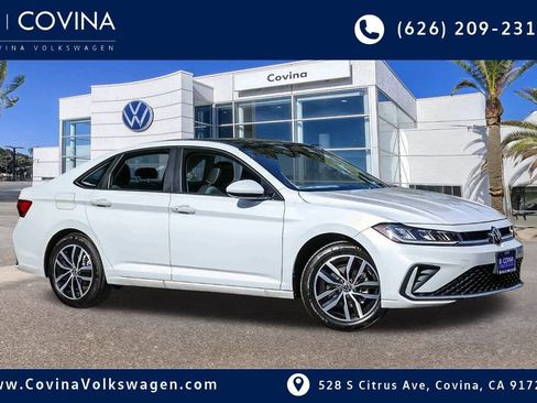 New 2026 Volkswagen Jetta SE image 1