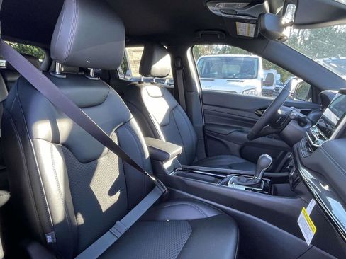 New 2026 Jeep Compass Latitude image 26