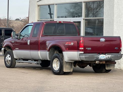 Used 2004 Ford F350 XLT image 6