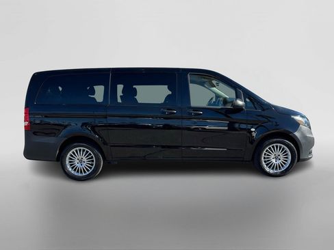 Used 2023 Mercedes-Benz Metris Passenger image 6