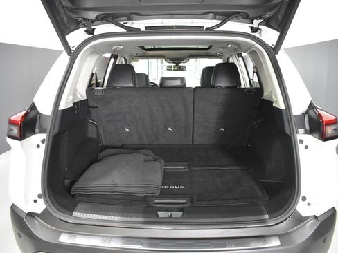 Certified 2023 Nissan Rogue SL AWD/4WD image 30