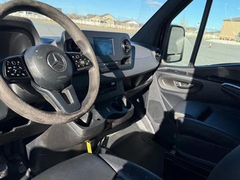 Used 2019 Mercedes-Benz Sprinter 170 Cargo w/ Exterior Lighting Package image 9