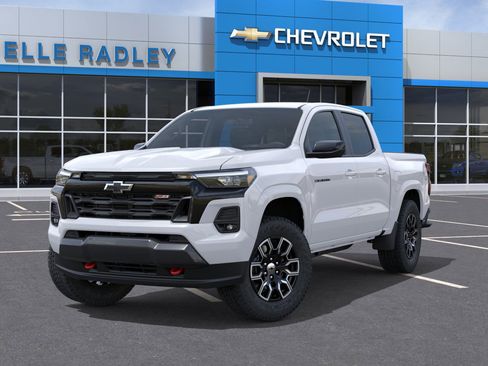 New 2025 Chevrolet Colorado Z71 image 32