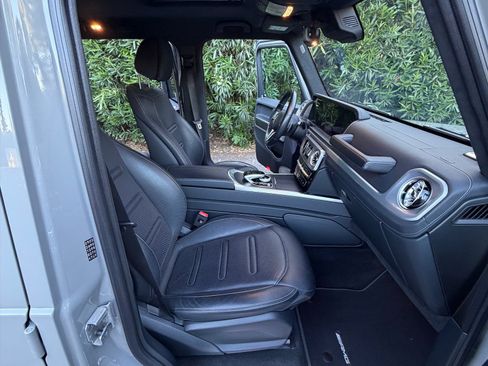 Used 2023 Mercedes-Benz G 550 image 12