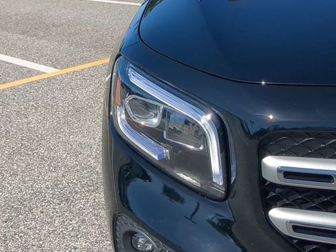 Used 2023 Mercedes-Benz GLB 250 image 10