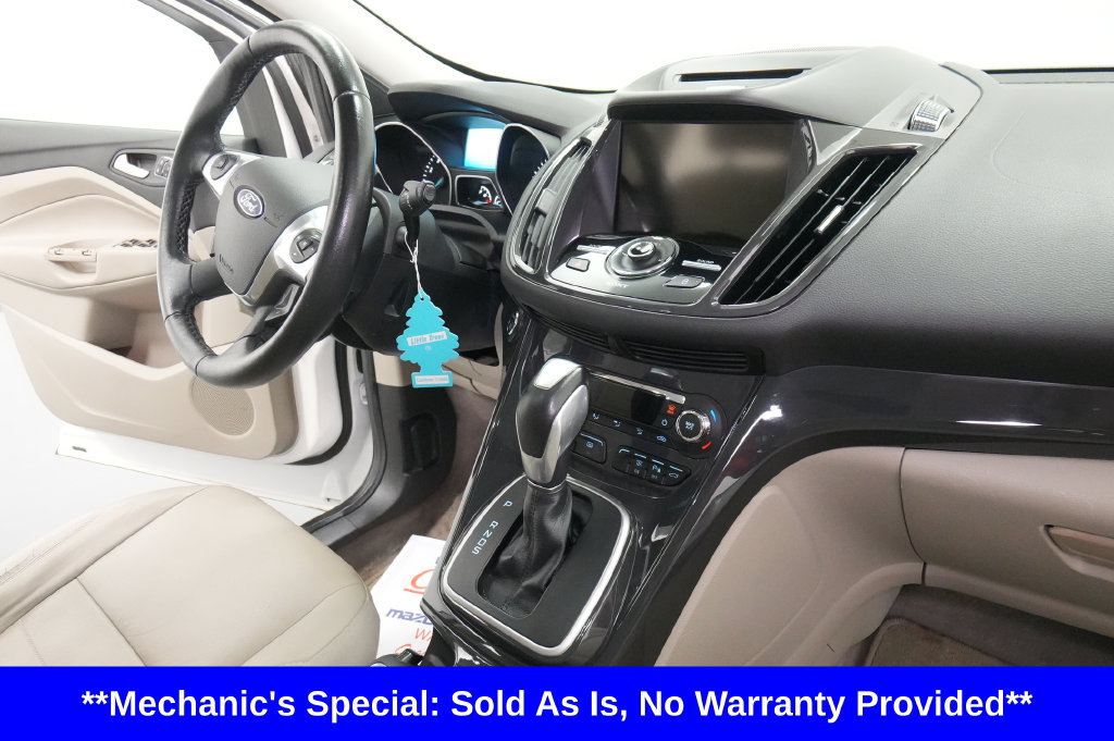 Used 2014 Ford Escape Titanium w/ Equipment Group 401A AWD/4WD image 25