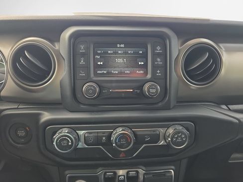 Used 2019 Jeep Wrangler Unlimited Sport S AWD/4WD image 21