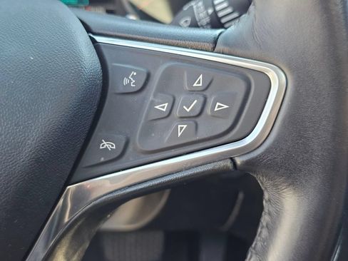 Used 2018 Chevrolet Equinox LT w/ Sun & Infotainment Package FWD image 30