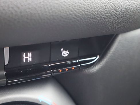 Certified 2026 Chevrolet Blazer LT w/ Convenience Package image 30