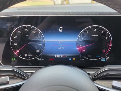 Used 2024 Mercedes-Benz GLE 350 4MATIC image 11