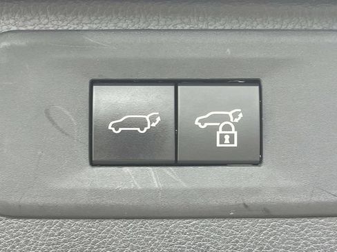Used 2024 Toyota Grand Highlander AWD image 24