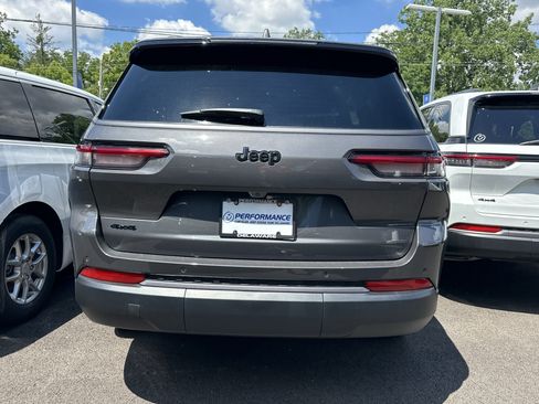 New 2026 Jeep Grand Cherokee L 4WD image 18