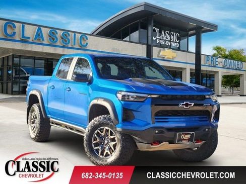 Used 2024 Chevrolet Colorado ZR2 w/ ZR2 Convenience Package III image 1