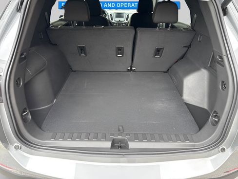 Used 2023 Chevrolet Equinox LT AWD/4WD image 12