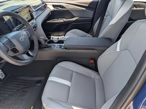 New 2026 Toyota Camry SE FWD image 4